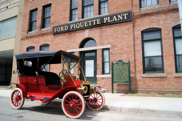 Ford Piquette Ave Plant Tur & Lunch at Z’s Villa