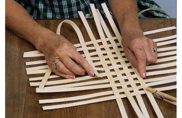 Basket Weaving Workshop: Whimsical Utensil Basket