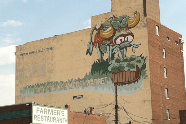 Detroit Food: From Coney Dogs to Farmers Markets